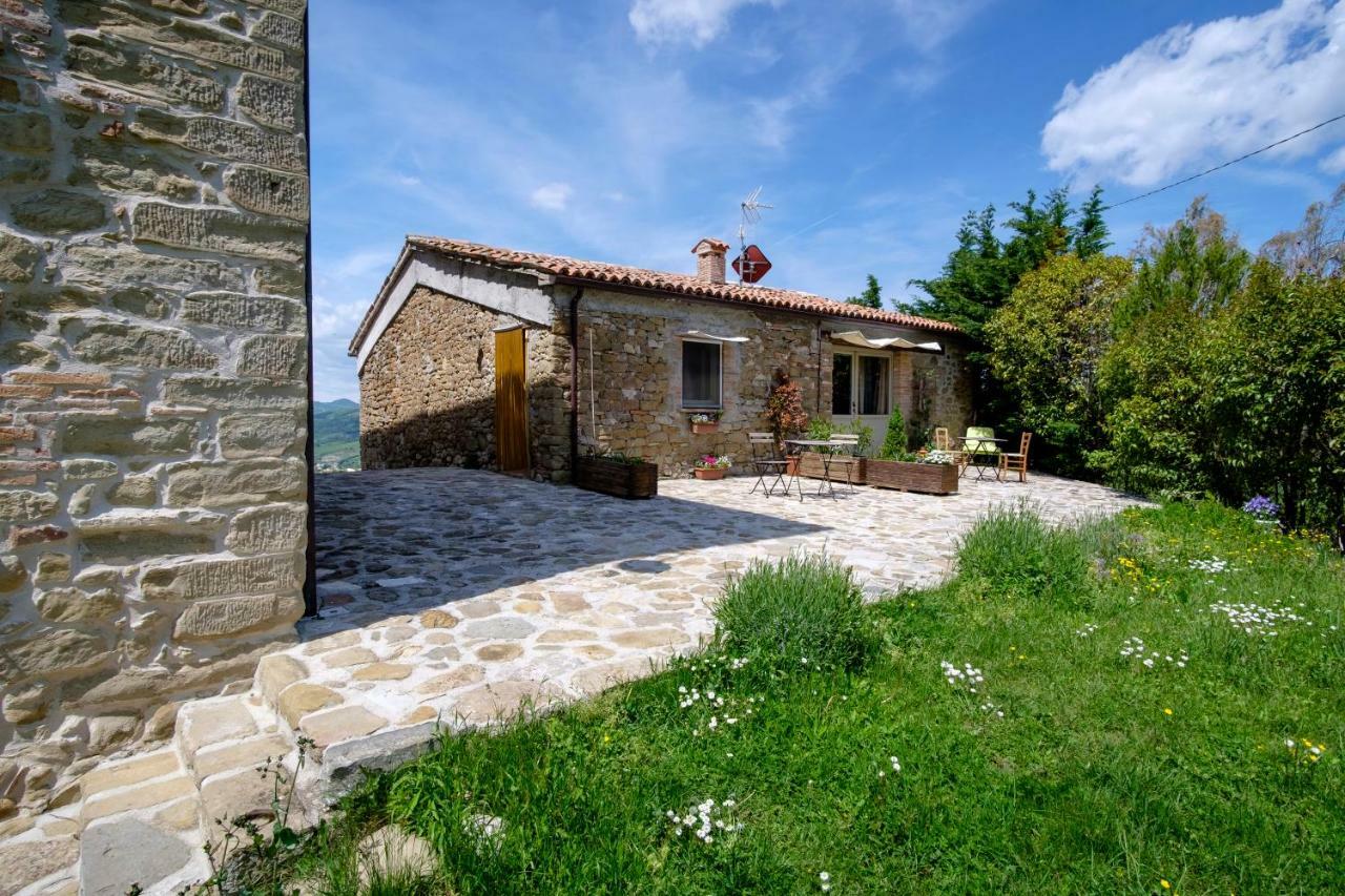 Palazzo Serre - Natura & Piscina San Leo Dış mekan fotoğraf